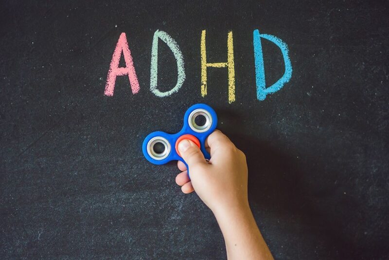 Triệu chứng bệnh rối loạn tăng động giảm chú ý (ADHD)