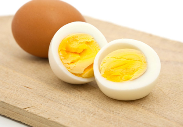 Ăn trứng gà sau khi xăm cần lưu ý điều gì?