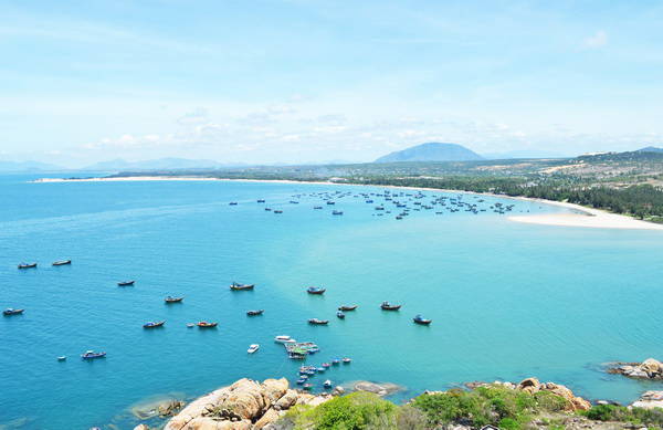 Biển Quang Phú