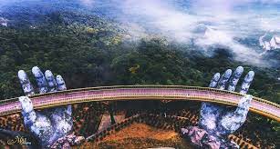 Cầu Vàng Bà Nà Hills – Cây cầu đẹp nhất Việt Nam