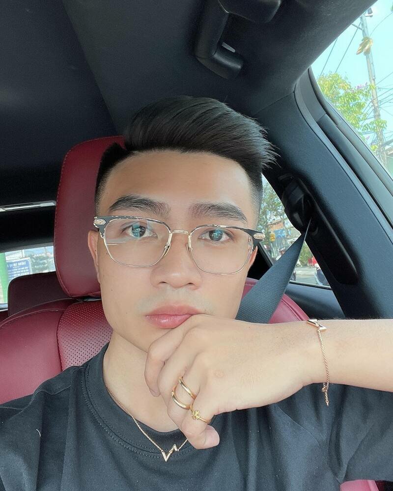 Sự nghiệp của Duy nhỏ Aka Bụt