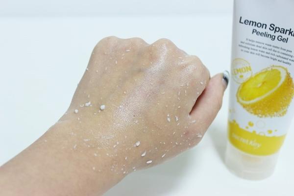 Cách sử dụng tẩy da chết lemon peeling gel