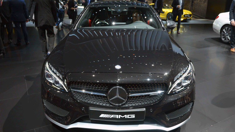So sánh sự tiện nghi của Mercedes AMG C43 4Matic với các dòng xe khác