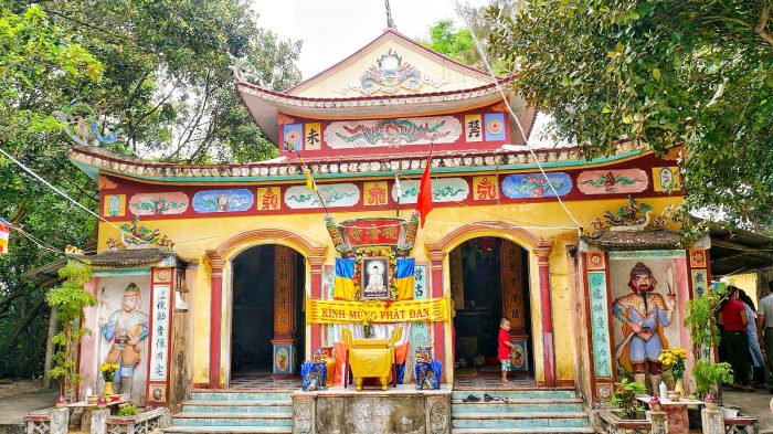 Quan Âm Tự – Ngôi chùa nổi tiếng ở Quảng Bình