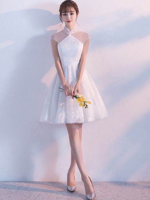 Đầm dạ hội ngắn màu trắng
