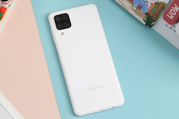 Điện thoại dưới 5 triệu Samsung Galaxy A12 (Giá ~ 4tr3)