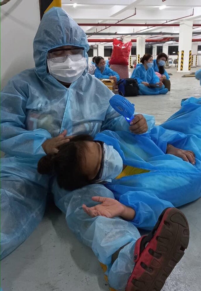 Mẹ con diễn viên Kim Đào mắc Covid-19?