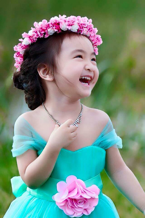 Hình bé gái dễ thương nhất Việt Nam