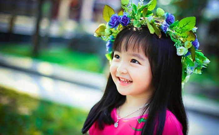 Trọn bộ hình ảnh em bé gái dễ thương Việt Nam đẹp nhất