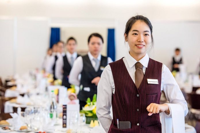 Các kỹ năng cần có của người làm ngành Hospitality là gì?