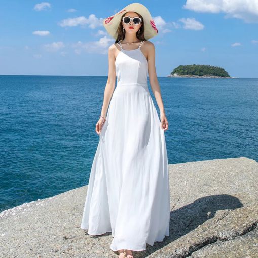 Đầm maxi trắng đi biển