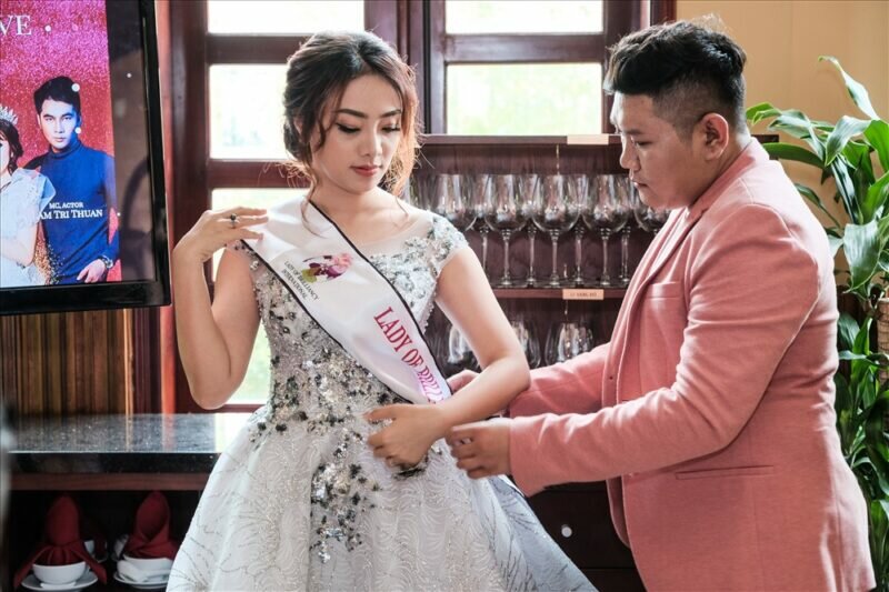 Miko Lan Trinh cao bao nhiêu?