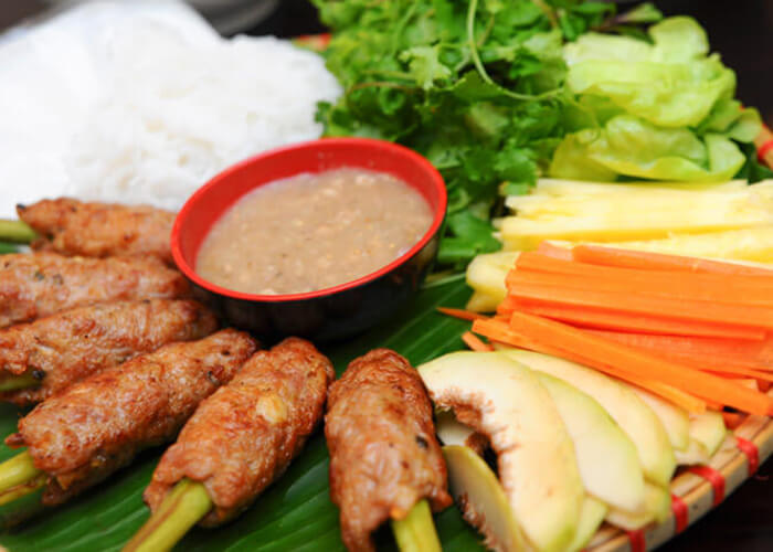 Nem Nướng Ninh Hòa – Món ăn ngon ở Nha Trang