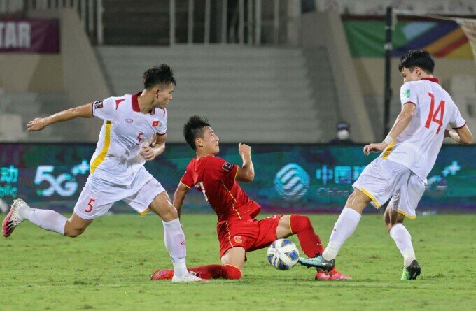 Nguyễn Thanh Bình mắc lỗi trong trận thua thuộc vòng loại thứ 3 World Cup 2025?