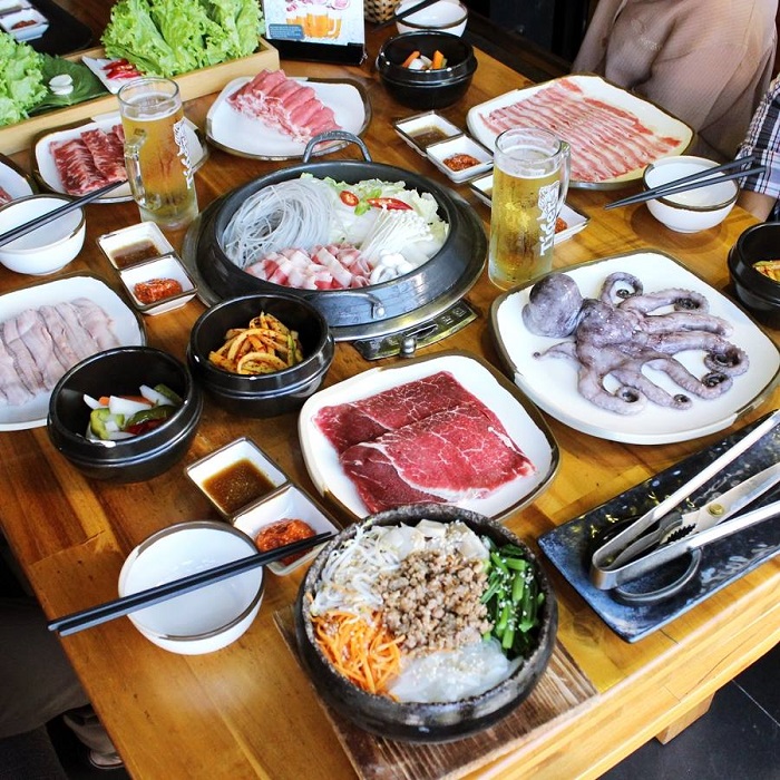 Những lí do khiến Gogi House luôn nằm trong Top nhà hàng ăn ngon ở Vinh là: