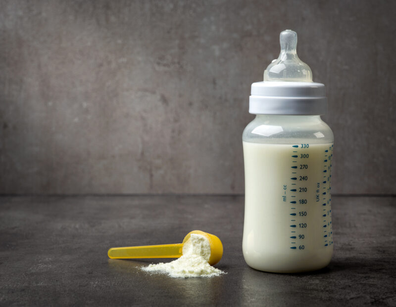Mách các mẹ cách nhận biết các loại sữa tốt nhất cho bé