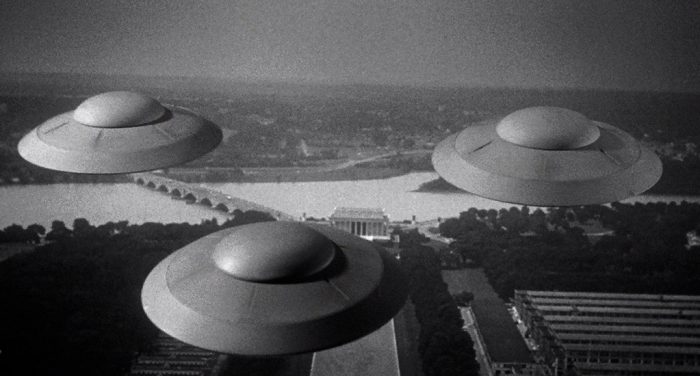Earth vs. Flying Saucers (1956)