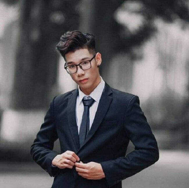 MCK sinh năm bao nhiêu?