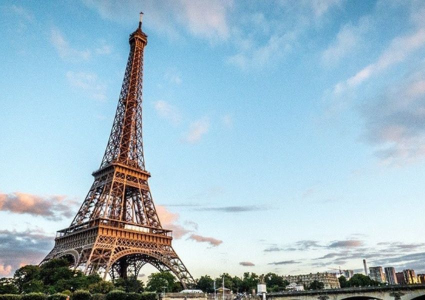 Những điều thú vị tại tháp Eiffel