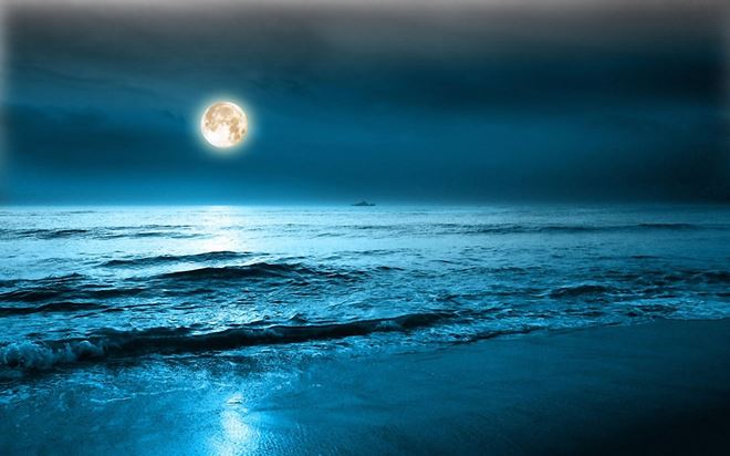 Loạt hình ảnh biển về đêm đẹp huyền ảo