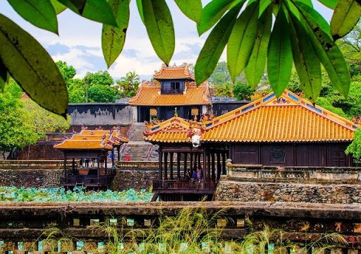 Lăng vua Tự Đức ở đâu? gọi là gì?