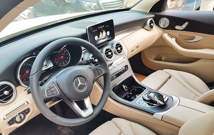 Điểm nhấn ấn tượng của xe Mercedes C250