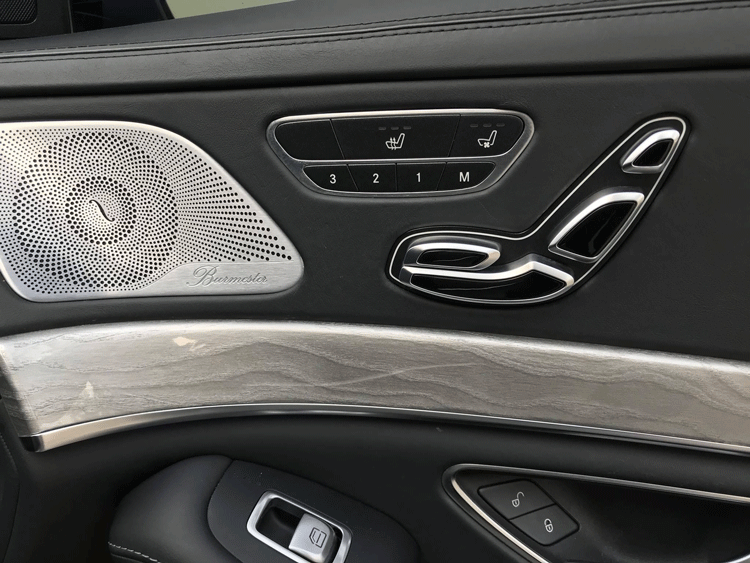 Tính điểm độ an toàn của xe Mercedes S500