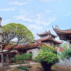 Chùa Hoằng Pháp ở đâu? Kinh nghiệm đi chùa Hoằng Pháp